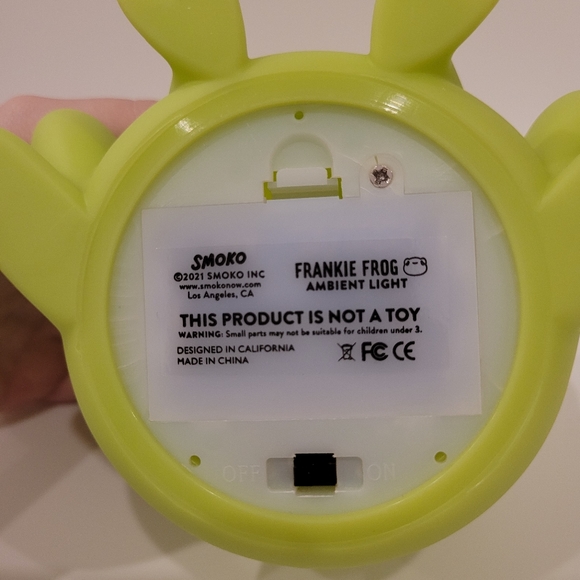 Smoko Frankie Frog ambient/night light - Picture 2 of 4